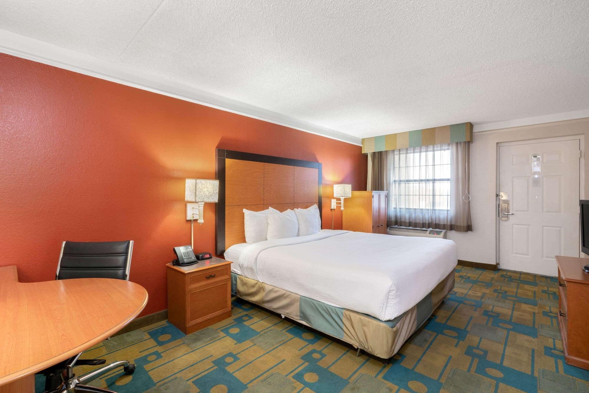 La Quinta Inn By Wyndham Phoenix Sky Harbor Airport Tempe Kültér fotó