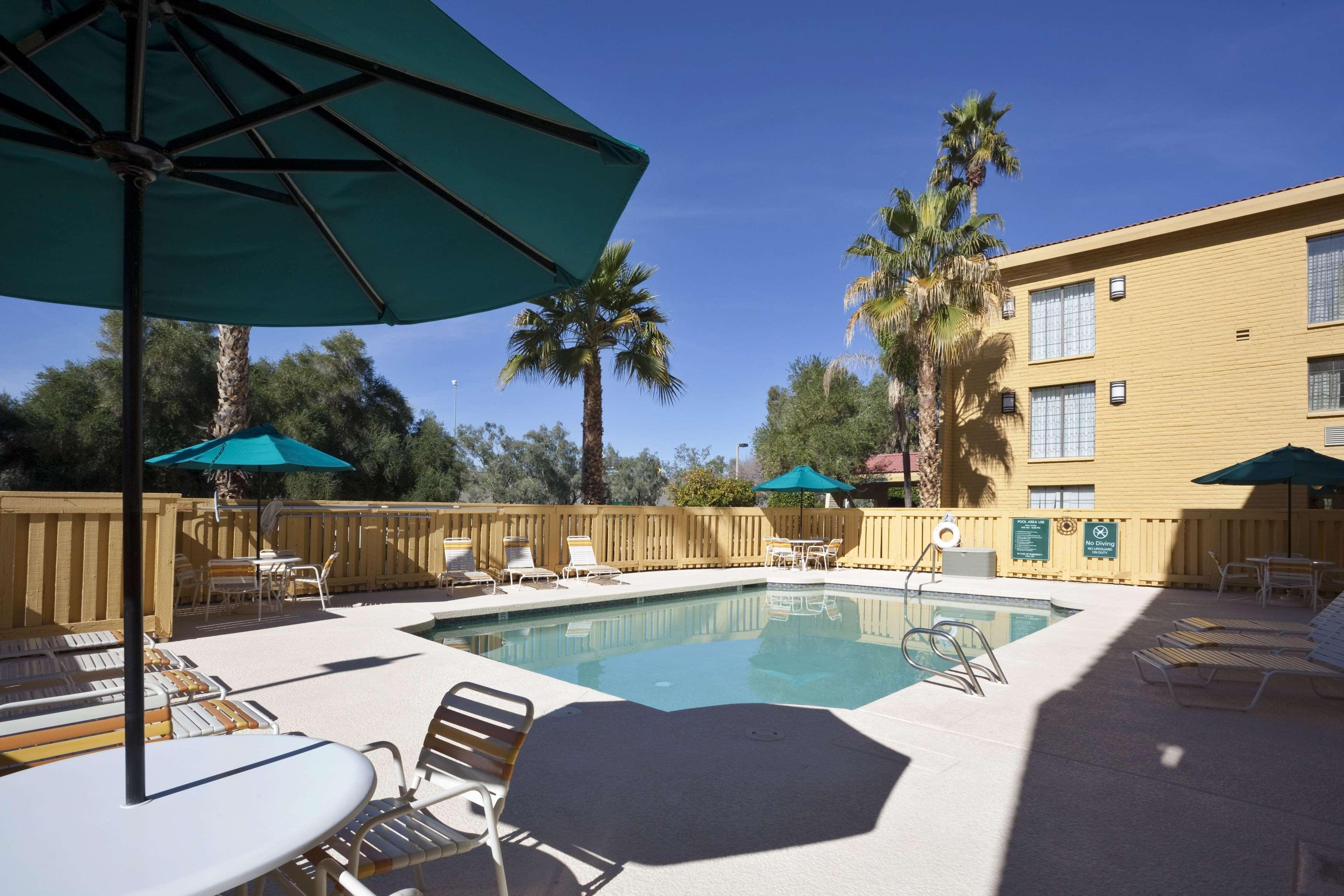 La Quinta Inn By Wyndham Phoenix Sky Harbor Airport Tempe Kültér fotó